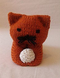 Kuscheltier - Katze - Braun / Schwarz / Weiß mit Ball